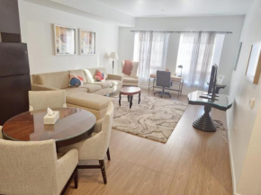 Stylish Downtown Escape with Rooftop Views